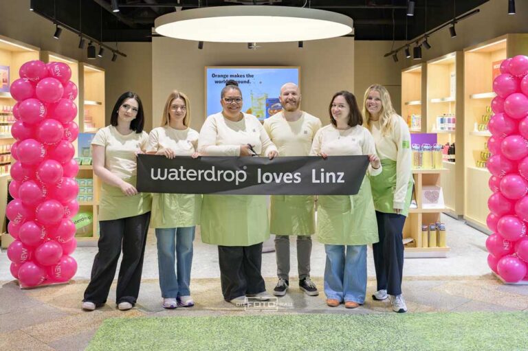 Firmeneröffnung Waterdrop Microdrink Bannerdurchschnitt